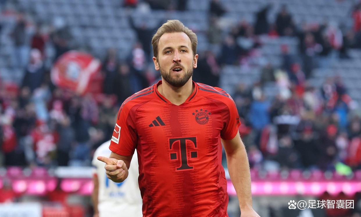 包含拜仁慕尼黑签下意甲射手,强化锋线实力的词条 包含拜仁慕尼黑签下意甲射手,强化锋线实力的词条