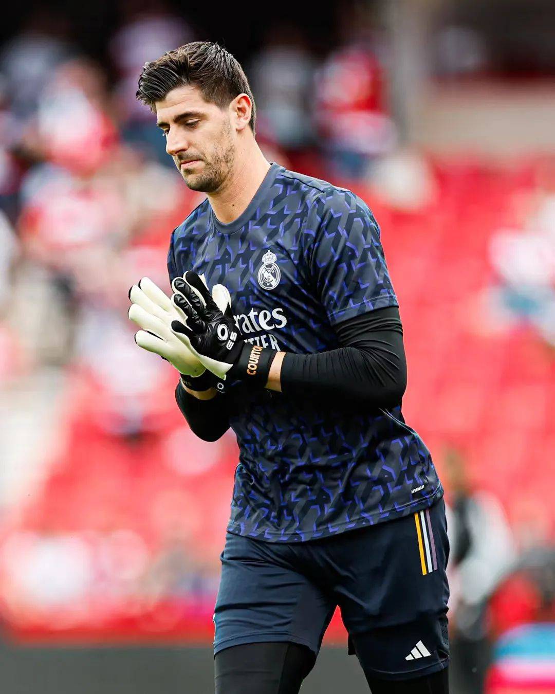 格拉纳达逼平皇马,百折不挠冲刺胜利的简单介绍 格拉纳达逼平皇马,百折不挠冲刺胜利的简单介绍